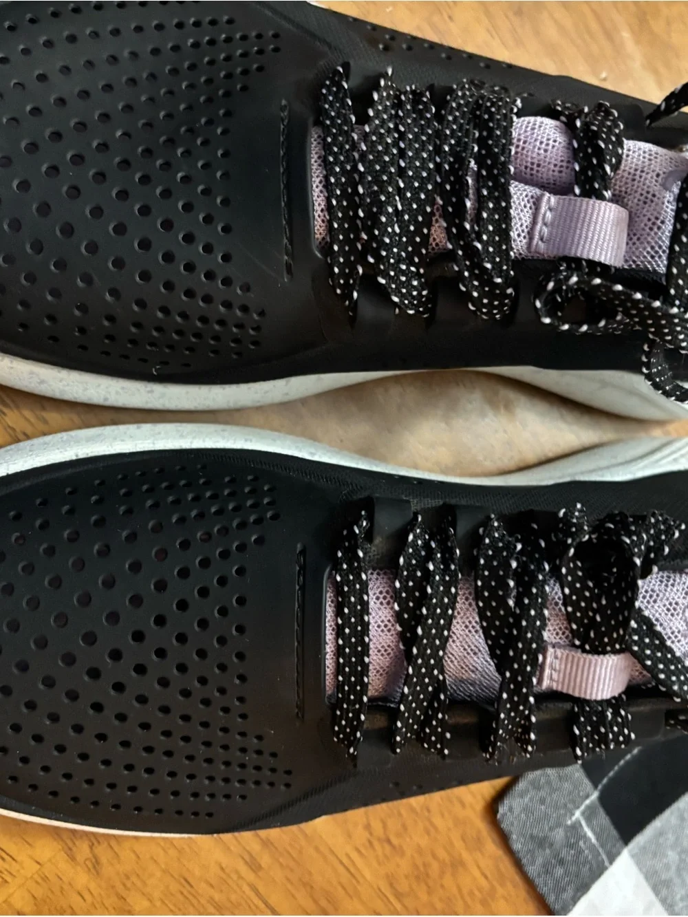 Crocs Women's Black and Lilac LiteRide Sport Sneaker